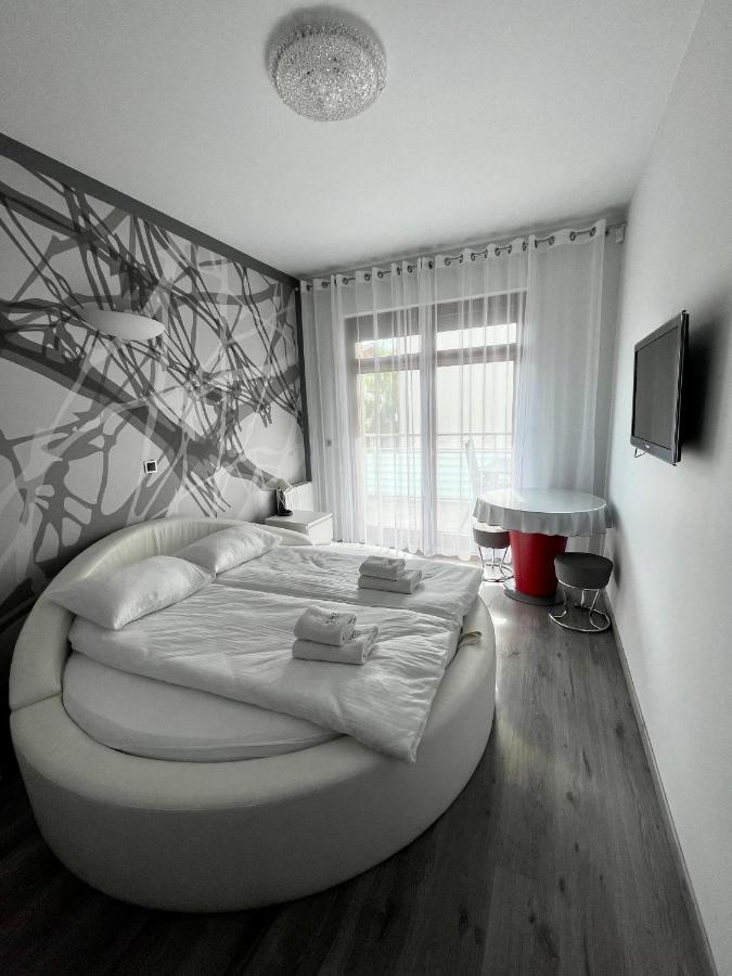 Pina Colada - Neptun Park By Oneapartments Gdańsk Buitenkant foto